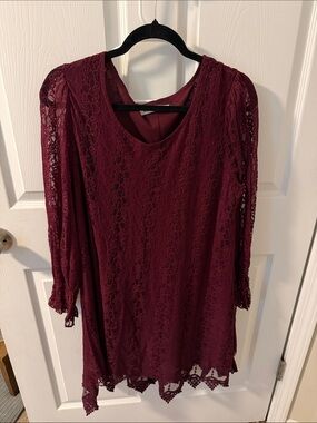 Women’s Lace Swing Dress in Burgundy
